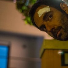 Leoni: Neri Marcorè nei panni di Gualtiero Cecchin in una buffa scena del film