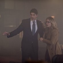 Arrow: Brandon Routh ed Emily Bett Rickards in Midnight City