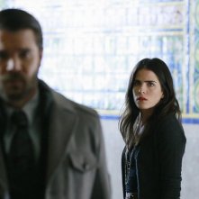 How To Get Away With Murder: Charlie Weber e Karla Souza nell'episodio intitolato Hello, Raskolnikov
