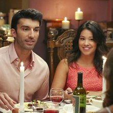 Jane the Virgin: Justin Baldoni e Gina Rodriguez in Chapter 11