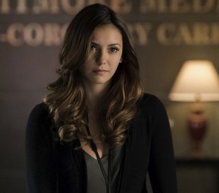 The Vampire Diaries: Nina Dobrev interpreta Elena Gilbert in Prayer For the Dying