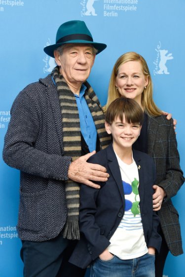 Mr. Holmes - Il mistero del caso irrisolto: Ian McKellen, Laura Linney e il piccolo Milo Parker a Berlino