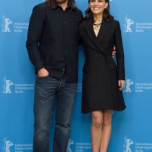 Knight of Cups: Christian Bale e Natalie Portman posano per i fotografi alla Berlinale 2015