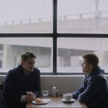 I Am Michael: James Franco con Charles Carver in una scena del film