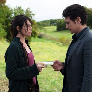 Wim Wenders - Ritorno alla vita: James Franco con Charlotte Gainsbourg in una scena del film