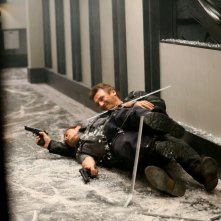 Taken 3 - L'ora della verità: Liam Neeson in una scena action tratta dal film