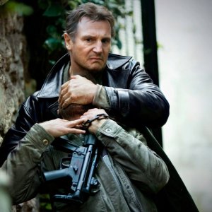 Taken 3 - L'ora della verità: Liam Neeson in azione in una scena del film