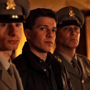 1992: Domenico Diele in una scena della serie Sky