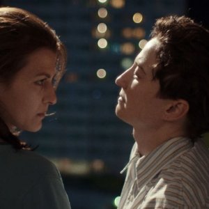 Vergine giurata: Alba Rohrwacher insieme a Flonja Kodheli in una scena del film