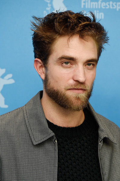 Life: un primo piano di Robert Pattinson