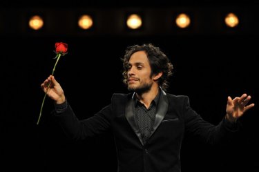 Mozart in the Jungle, una scena con Gael Garcia Bernal