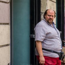 Noi e la Giulia: Stefano Fresi in una scena del film