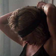 Kim Basinger è Elizabeth in Nove settimane e mezzo