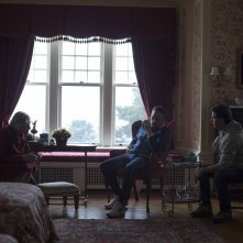 Foxcatcher - foto esclusiva  Steve Carell (al centro) in una scena