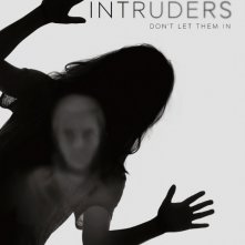 Intruders: la locandina della serie
