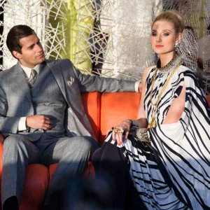 Operazione U.N.C.L.E.: Henry Cavill con Elizabeth Debicki in una scena