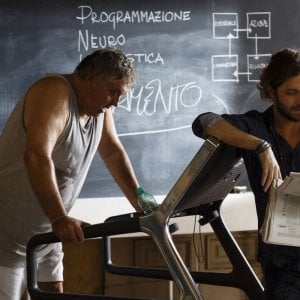 Le leggi del desiderio: Silvio Muccino con Maurizio Mattioli in una scena del film