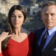 Spectre: Monica Bellucci e Daniel Craig posano per i fotografi a Roma