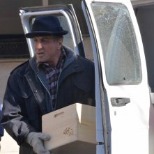 Creed: Sylvester Stallone trasporta unos catolone