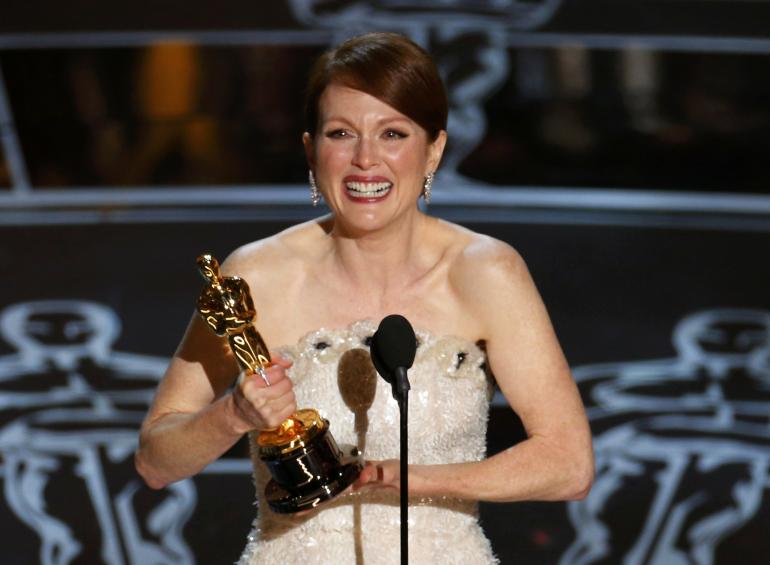 Oscar 2015 - Julianne Moore sul palco per ritirare la statuetta per Still Alice