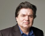 Oliver Platt nello spinoff di Chicago Fire