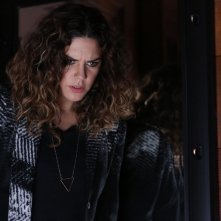 Constantine: l'attrice Angélica Celaya in una scena dell'episodio Waiting for the Man