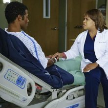 Grey's Anatomy: l'attrice Chandra Wilson in una scena dell'episodio The Great Pretender