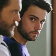 How To Get Away With Murder: un primo piano di Charlie Weber e Jack Falahee in un'immagine di Best Christmas Ever