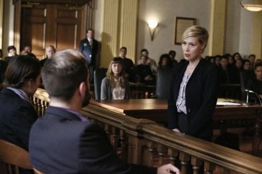 How To Get Away With Murder: l'attrice Liza Weil in una scena dell'episodio intitolato Mama's Here Now