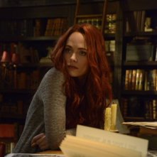 Sleepy Hollow: l'attrice Katia Winter in un'immagine dell'episodio Spellcaster