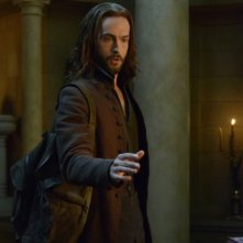 Sleepy Hollow: Tom Mison interpreta Ichabod Crane in What Lies Beneath