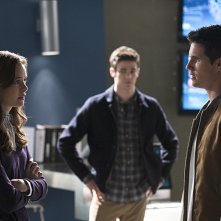 The Flash: Danielle Panabaker, Grant Gustin e Robbie Amell in The Nuclear Man