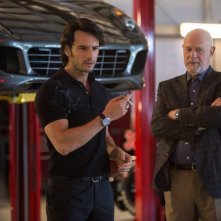 Focus - Niente è come sembra: Rodrigo Santoro e Gerald McRaney in una scena 