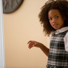 Black or White: Jillian Estell è Eloise in una scena del film