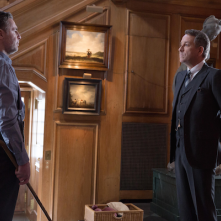 Gotham: David O'Hara e Sean Pertwee nella puntata Red Hood