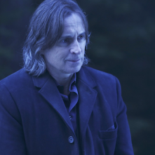 C'era una volta: Robert Carlyle in una scena dell'episodio Darkness on the Edge of Town