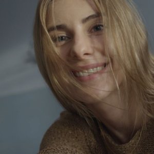 Io sono Mateusz: Katarzyna Zawadzka è Magda in un primo piano tratto dal film