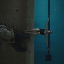 Cloro: Sara Serraiocco con Ivan Franek in una scena del film