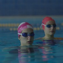 Cloro: Sara Serraiocco in piscina in una scena del film