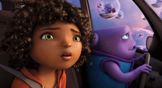 Home - A casa: Oh l'alieno con la piccola umana Tip in una scena del film d'animazione