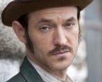 Adam Rothenberg e Holley Fain nel pilot di L.A. Crime
