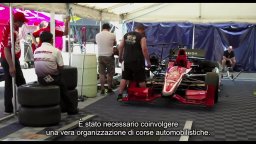 Featurette 'Indycar' - Focus - Niente è come sembra