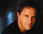 Tim DeKay nel pilot di Frankenstein