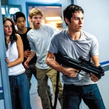 The Maze Runner 2 - La via di fuga: Dylan O'Brien e gli altri protagonisti del film in un'immagine ufficiale