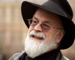 Addio allo scrittore Terry Pratchett