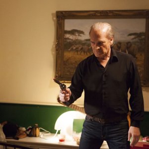 Latin Lover: Lluís Homar in una scena del film
