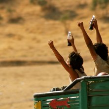 Bekas - In viaggio per la felicità: Zamand Taha e Sarwar Fazil in una scena del film