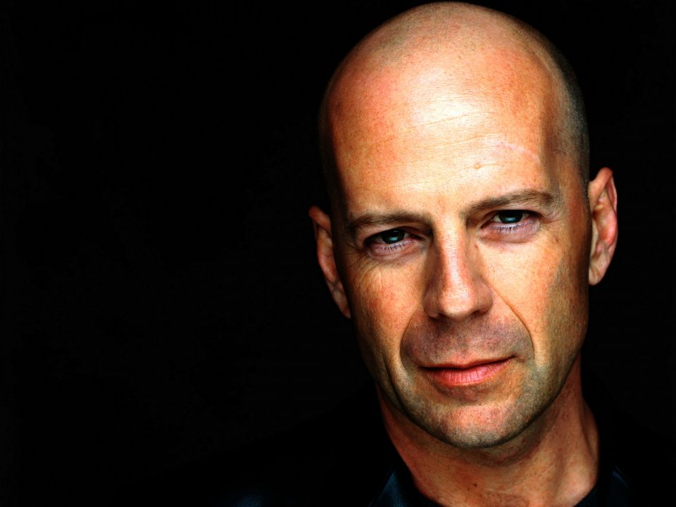 Un bel primo piano di Bruce Willis