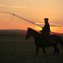 L'ultimo lupo: Basen Zhabu in una suggestiva scena del film