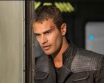 Insurgent: Theo James ci racconta il dramma di Quattro